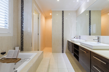 Fototapeta na wymiar Modern, cozy bathroom