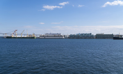 Fototapeta premium 横浜 本牧埠頭