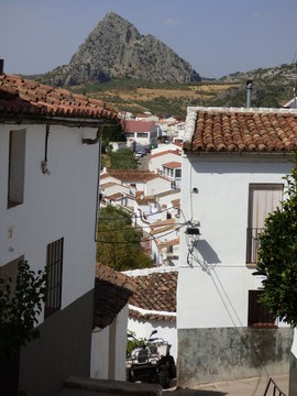Montejaque, pueblo de la provincia de Málaga en la  la serranía de Ronda, Andalucía (España) que pertenece al Parque Natural de la Sierra de Grazalema