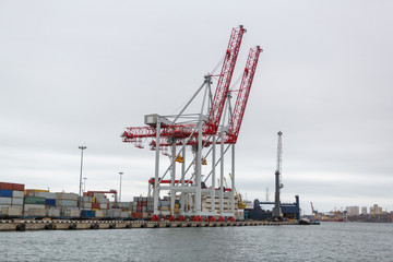 Obraz premium industrial port with containers