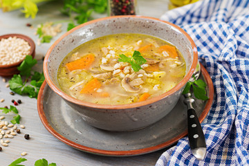 Thick soup with pearl barley, celery, chicken, and mushrooms. Dietary menu