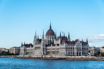 Obraz premium Cityscape of Budapest with Parliament building