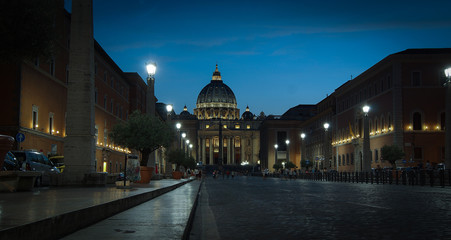 Fototapeta na wymiar The view of St Peter Basilica in dusk, Rome, Vatican, Italy.