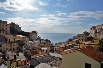 Fototapeta premium Tetti di Vernazza in estate