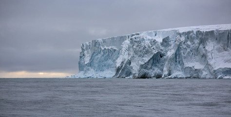 Glacier arctique - Franz Josef Land