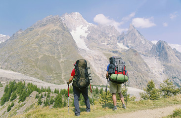 Fototapeta premium The Tour du Mont Blanc is a unique trek of approximately 200km around Mont Blanc that can be completed in between 7 and 10 days passing through Italy, Switzerland and France.
