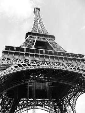 Eifel Tower black and white