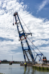 big cranes in dutch harbor