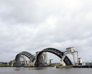 Fototapeta premium hydroelectric station and weir in river rhine near Mourik in the netherlands
