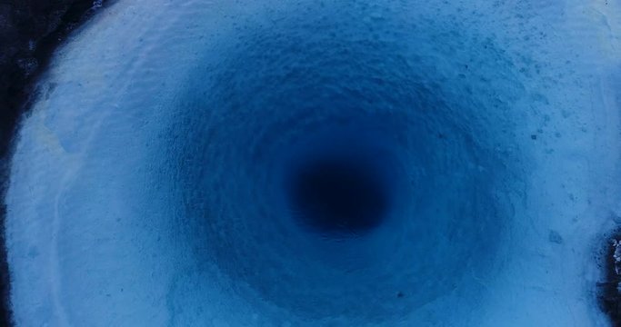 geyser en vue a&eacute;rienne