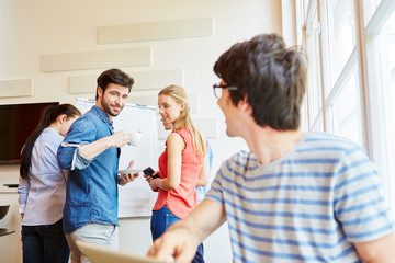 Obraz premium Erfolgreiches Team im Meeting