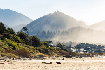 Gordijnen Cannon Beach Oceanfront Vacation Homes in Oregon coast © David Gn