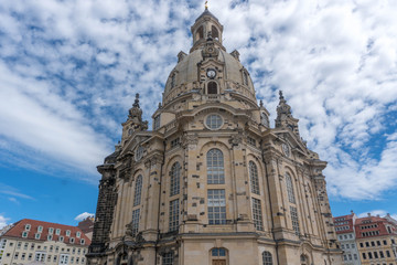 Fototapeta na wymiar Frauenkirche in Dresden