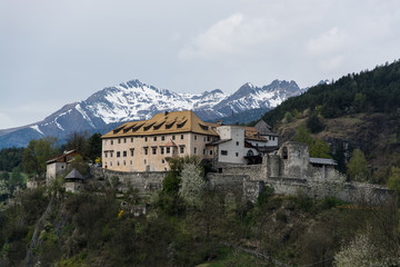 Fototapeta na wymiar Schloss Sonnenburg, Südtirol, Italien