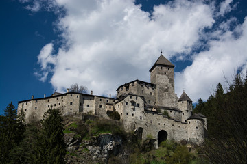 Fototapeta na wymiar Burg Taufers, Südtirol, Italien
