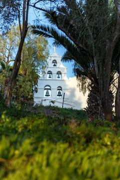 Mission Basilica San Diego de Alcal&aacute;