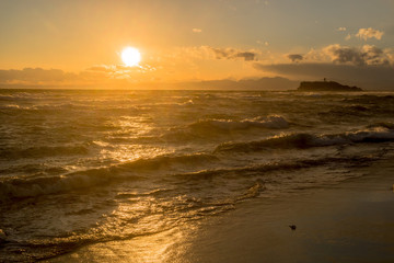 江の島海岸に沈む夕陽