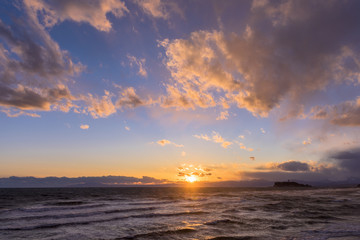 Fototapeta na wymiar 江の島海岸に沈む夕陽