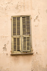 Fototapeta na wymiar Old French windows