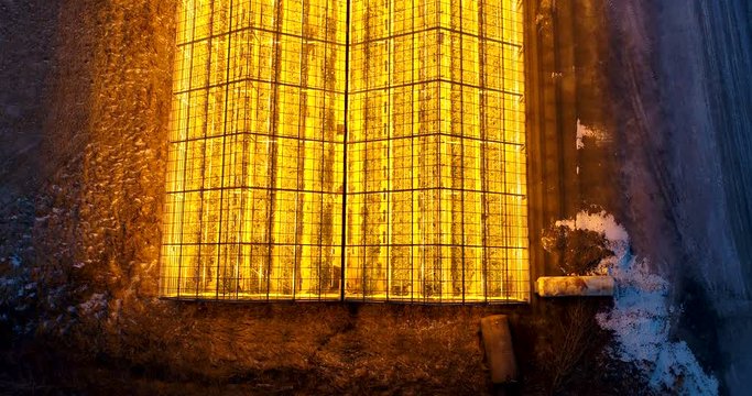serre film&eacute;e la nuit en vue a&eacute;rienne, Islande