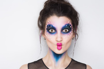 woman blue make yp © olgaosa