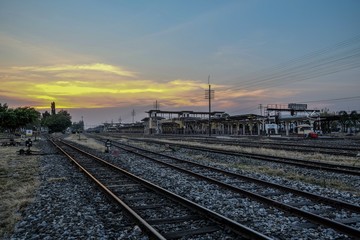 Obraz na płótnie Canvas Railroad in the evening 