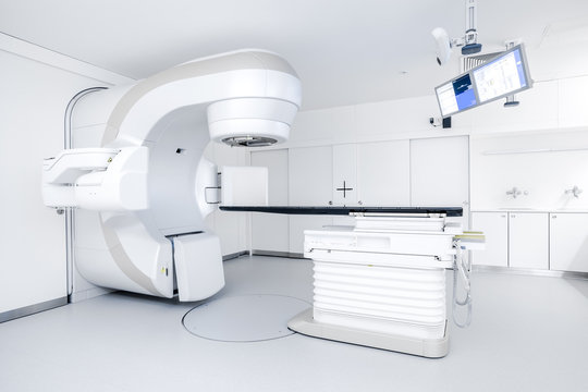 Fortschrittlicher medizinischer Linearbeschleuniger in der therapeutischen Onkologie