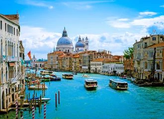 Photo sur Plexiglas Pont du Rialto Beautiful view of Grand Canal and Basilica Santa Maria della Salute in Venice,Italy