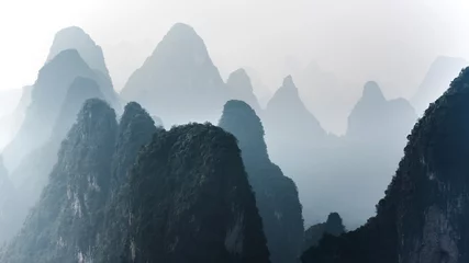 Photo sur Plexiglas Guilin Beau paysage de montagne à Yangshuo Guilin, Chine.