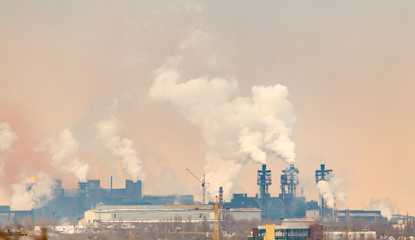 Obraz na płótnie Canvas Smoke from the pipes in the factory