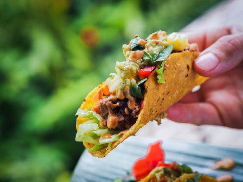 Healthy Vegan Jackfruit Tacos