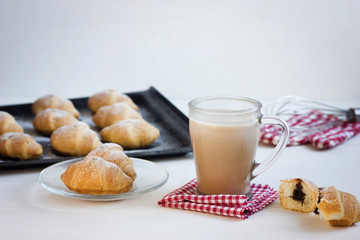 breakfast, vorninig, croissants, coffee, cocoa