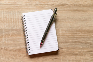 note pad with pen