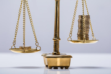 Balancing Coins On Scale
