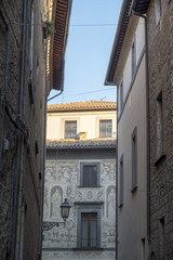 Fototapeta na wymiar Orvieto (Umbria, Italy), old street
