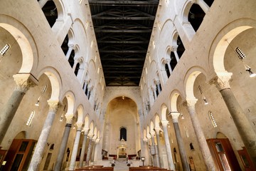 イタリアのバーリの教会