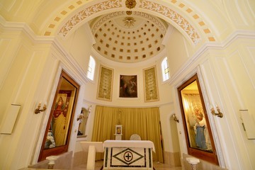イタリアのロコロンドの教会
