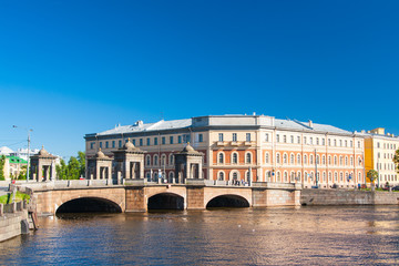 Fototapeta na wymiar Staro-Kalinkin Bridge on the Fontanka River, Saint - Petersburg. Petersburg, Russia
