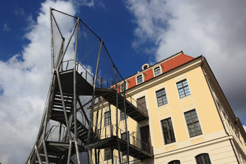 Fototapeta na wymiar Das Landhaus, heute Stadtmuseum, mit der Rettungstreppe, Dresden, Sachsen, Deutschland