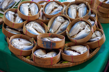 streamed mackerel