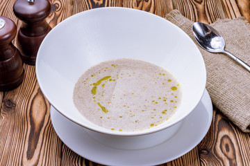 Cream-soup with champignons