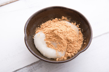japanese rice cake with soy powder