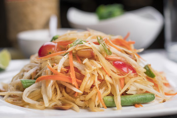 Thai papaya salad