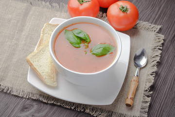 Vegetarian Tomato Soup,tomato diet soup,traditional Polish soup made from tomatoes,cream soup tomato