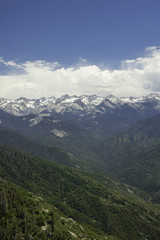 Fototapeta premium View from Moro Rock, Sequoia National Park