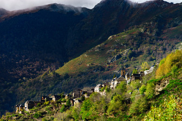 Fototapeta na wymiar Old medieval city high in the mountains, Pyrenees, Canejan