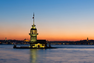 Fototapeta premium Sunset in the Maiden Tower , great colors in istanbul , Uskudar-Salacak- Turkey