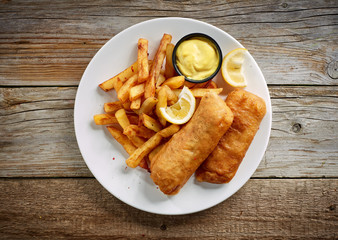 plate of fish and chips