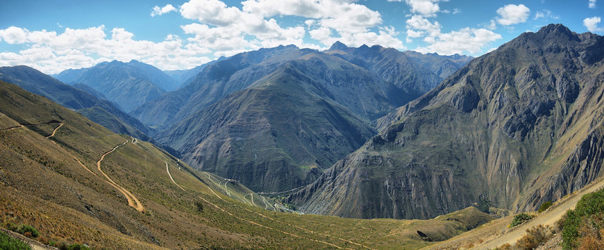 Dirt road to Carania village, Peru
