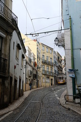 Naklejka na ściany i meble Lisbon yellow tram